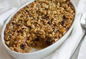 Baked Oatmeal with Apples, Raisins & Walnuts